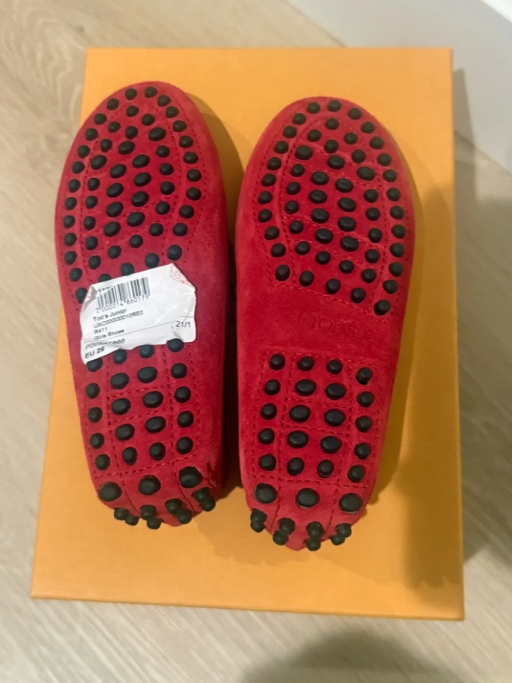 NWT TOD’S JUNIOR GIRLS GOMMINO SUEDE LOAFERS, SIZE EU 29 (US 11-11.5), RED